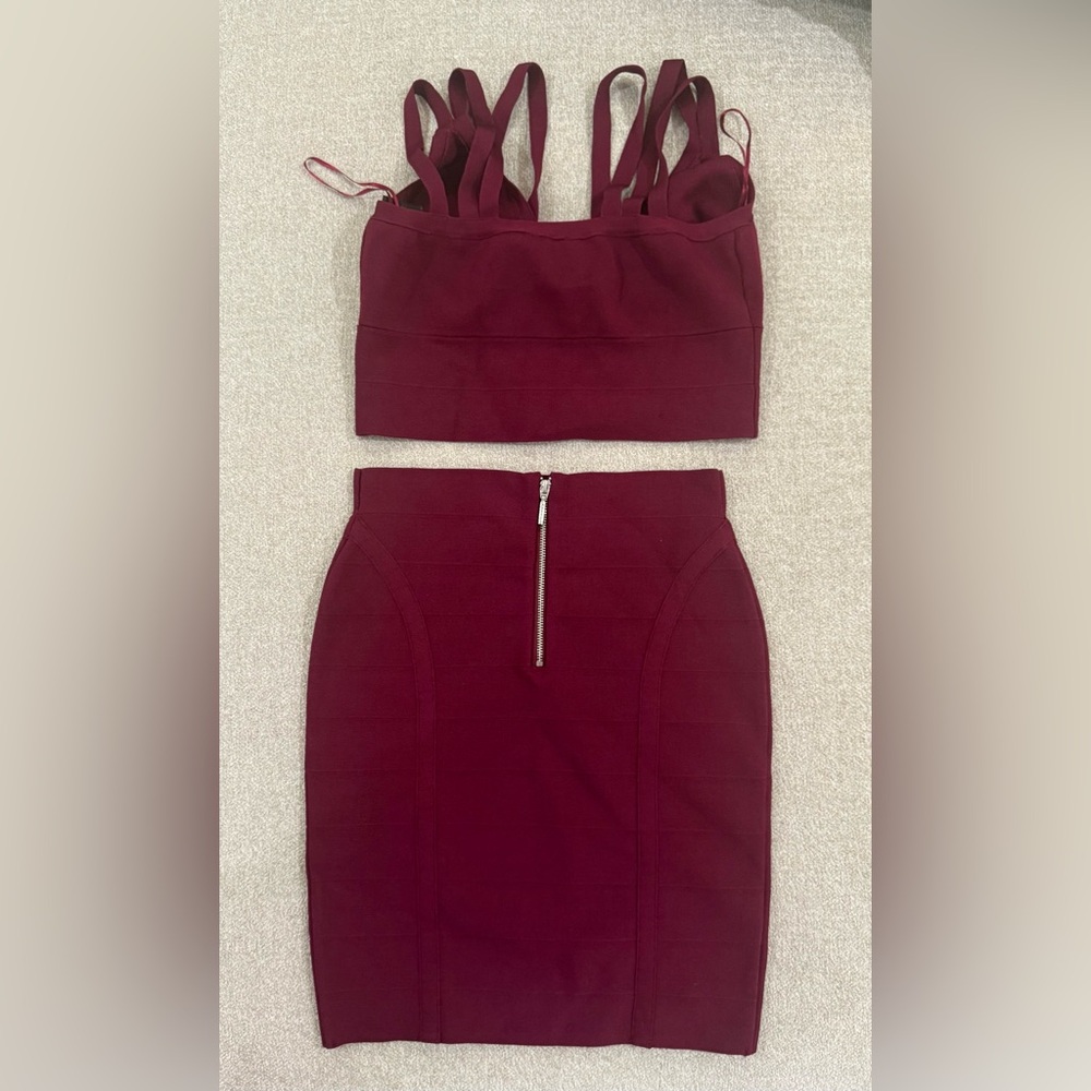 NWOT****Guess Burgundy Skirt Set NEVER WORN - Picture 2 of 4